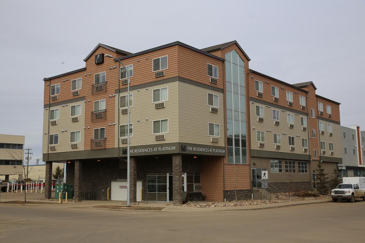 Platinum Residences Fort Mcmurray Esterno foto