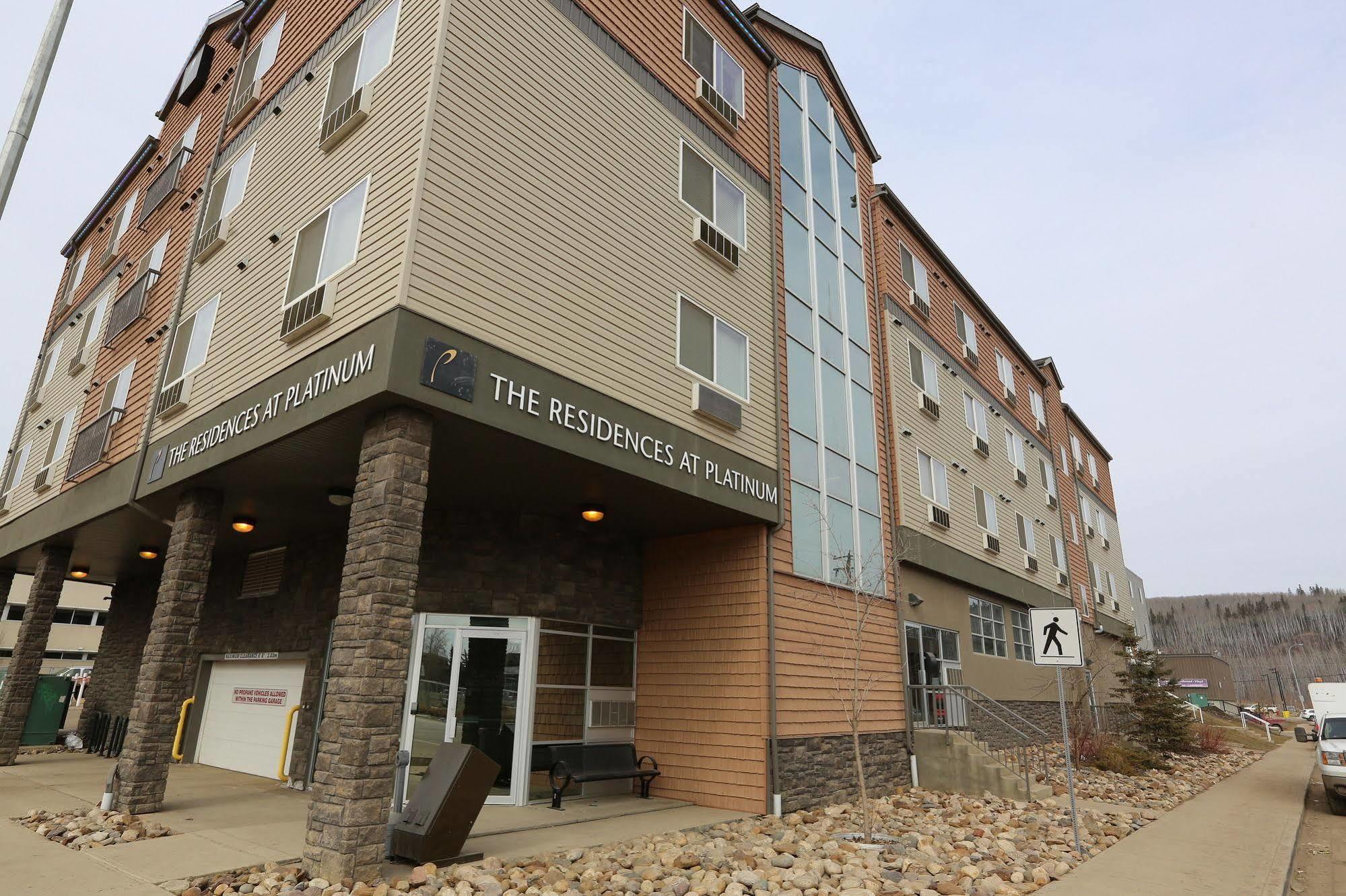 Platinum Residences Fort Mcmurray Esterno foto